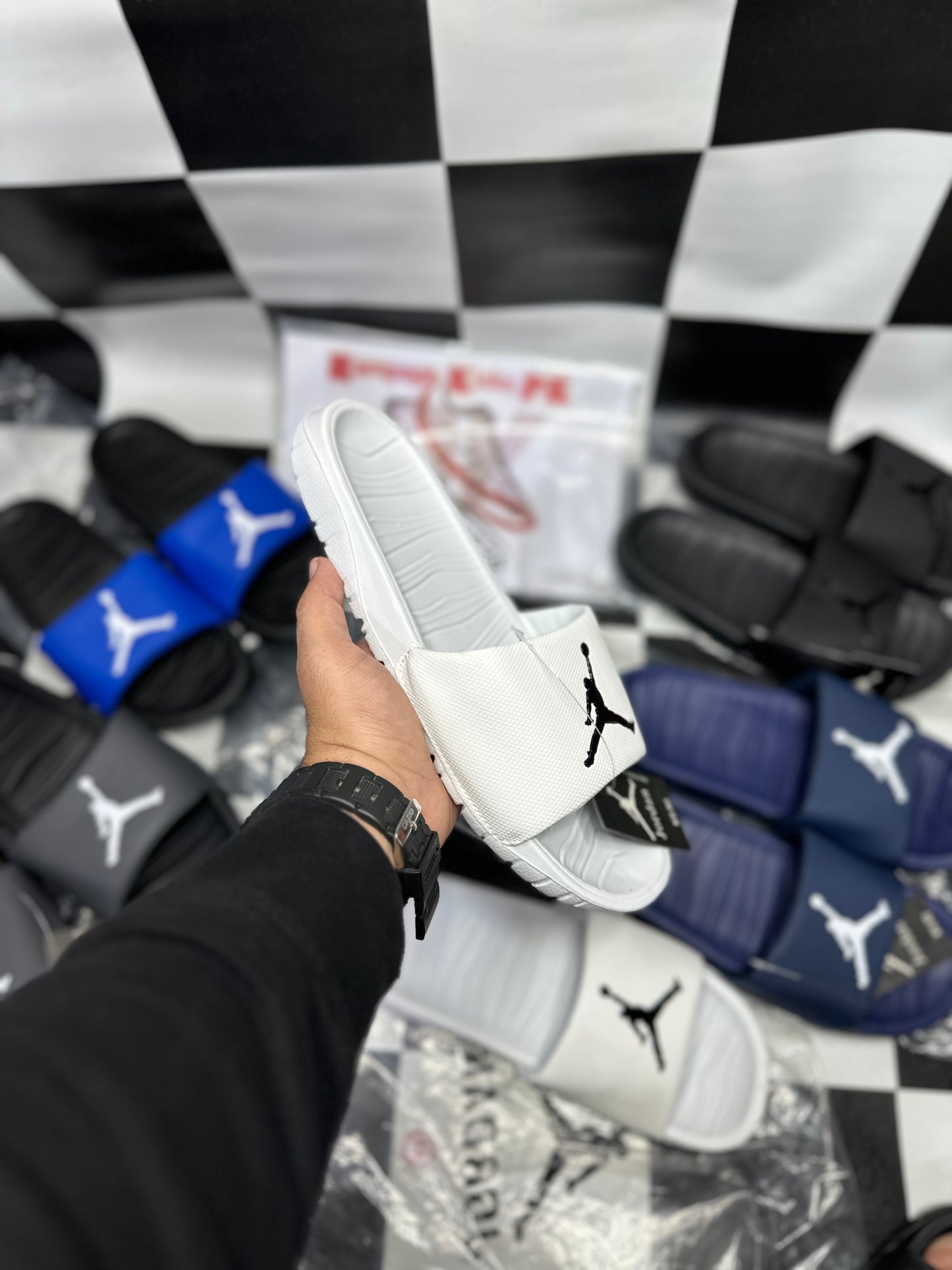 Jordans π―π΄ Slides (