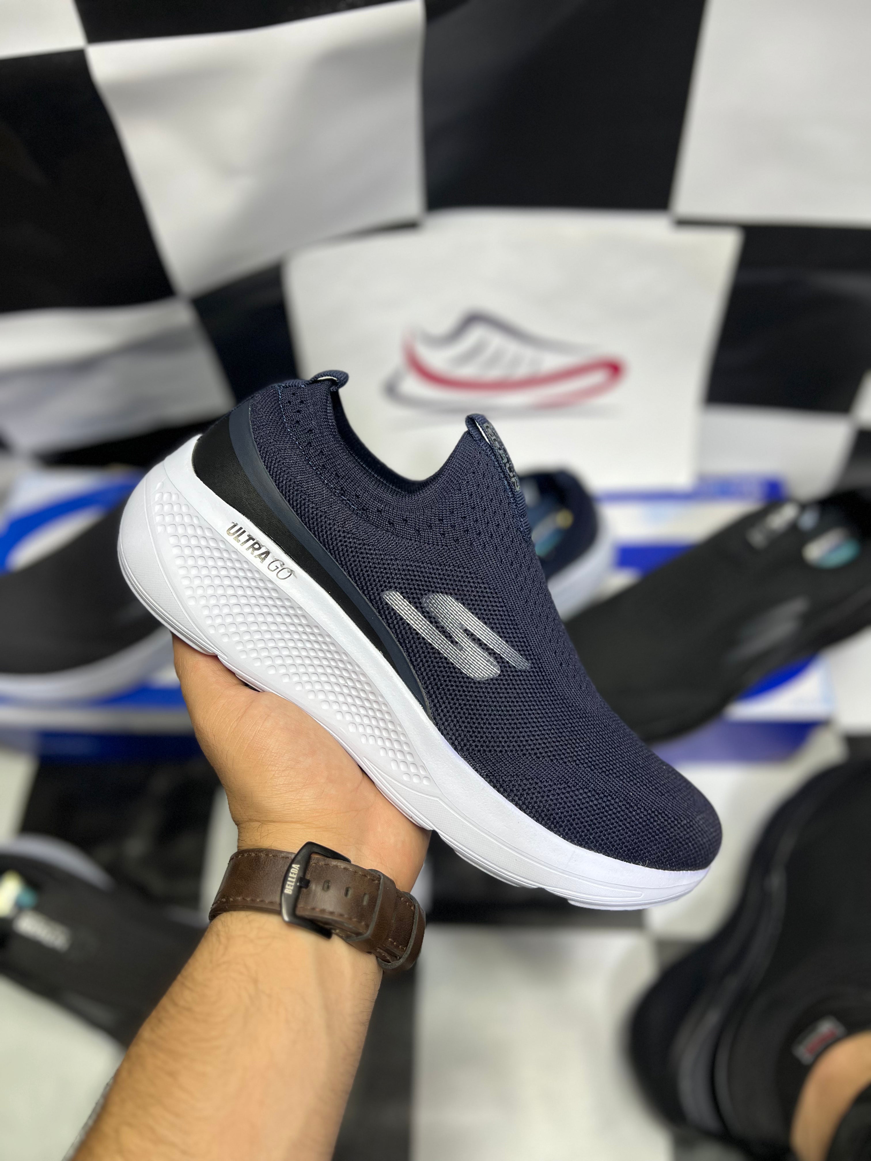 Ultra Go Skechers Memory foam Rampagekicks.Pk