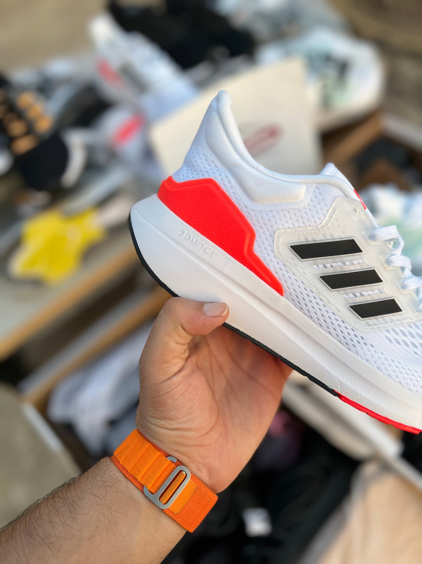 Adidas Ultra-Bounce (Super premium)