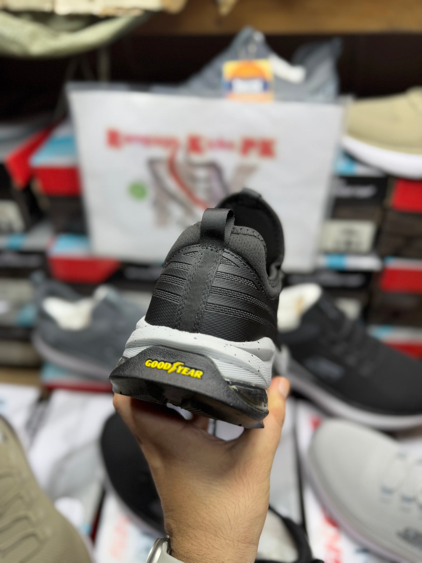 2025 Trial Skechers Arch-Fit (Rough and Tough)