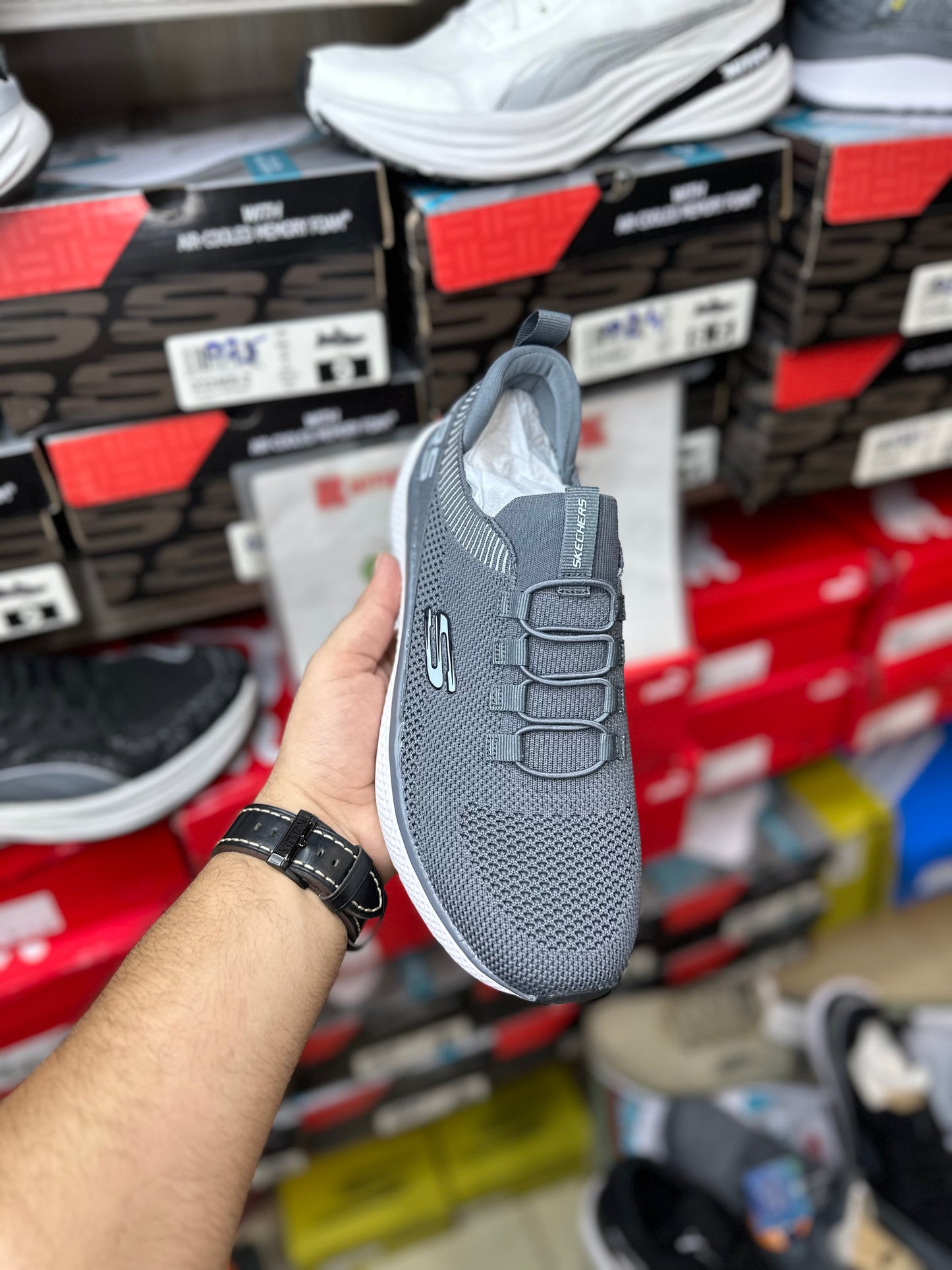Skechers Arch Fit (Medicated Sole)