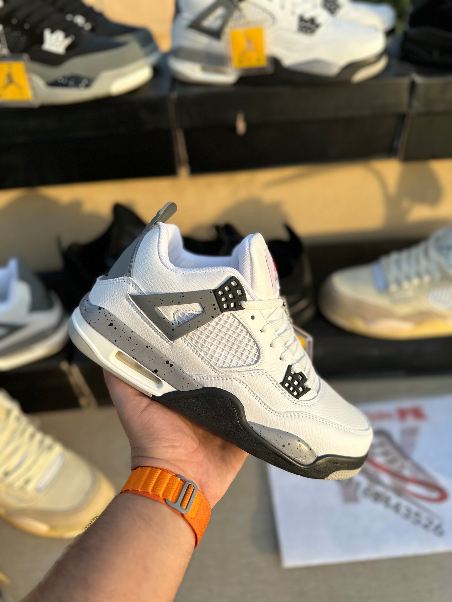 Jordan’s Retro 4 (Super premium)