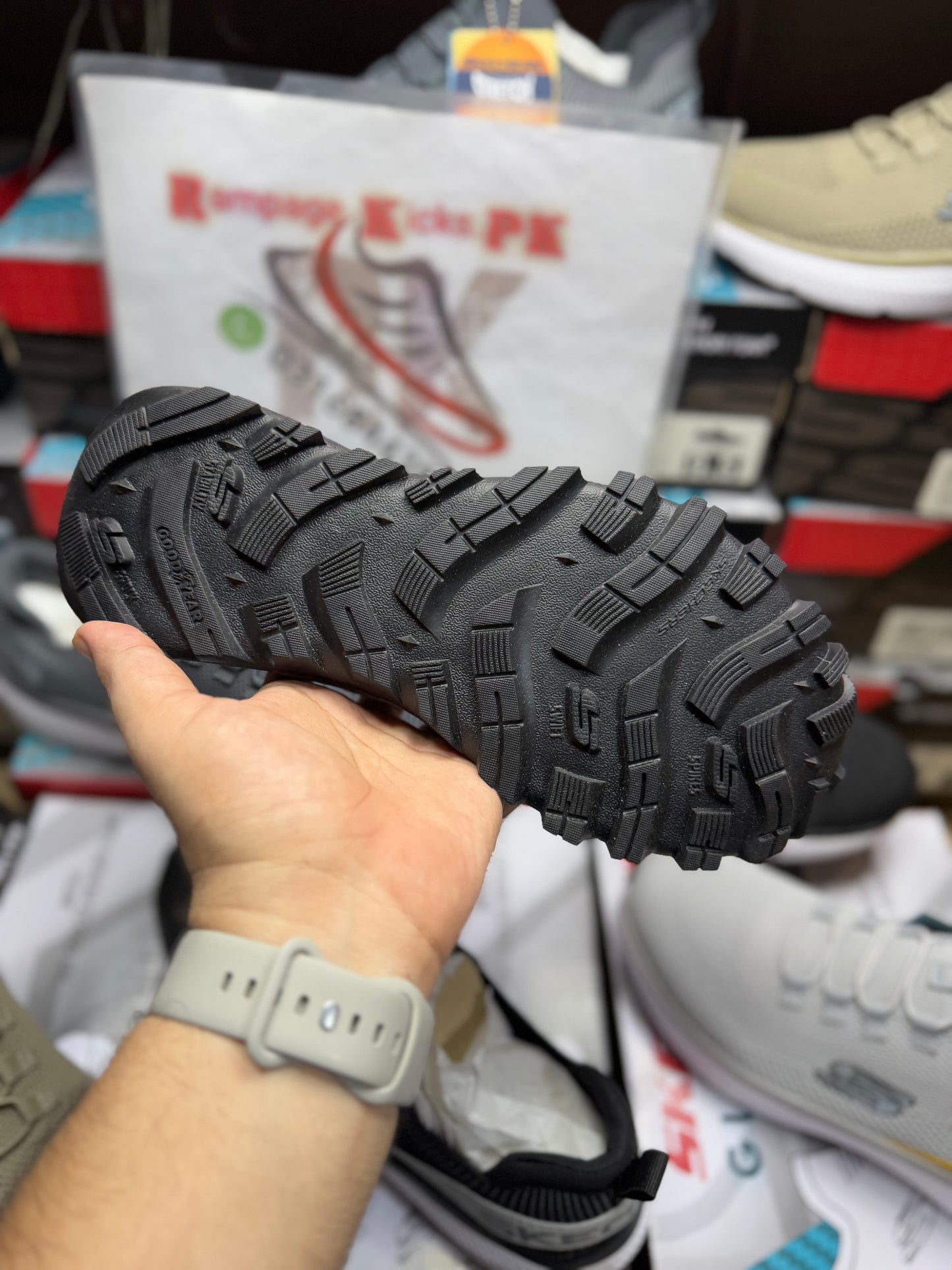 2025 Trial Skechers Arch-Fit (Rough and Tough)