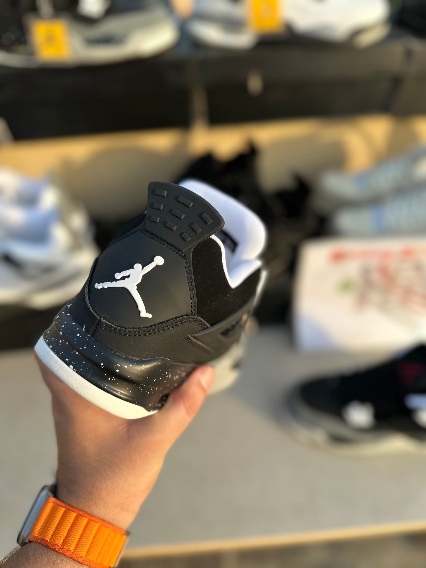 Jordan’s Retro 4 (Super premium)