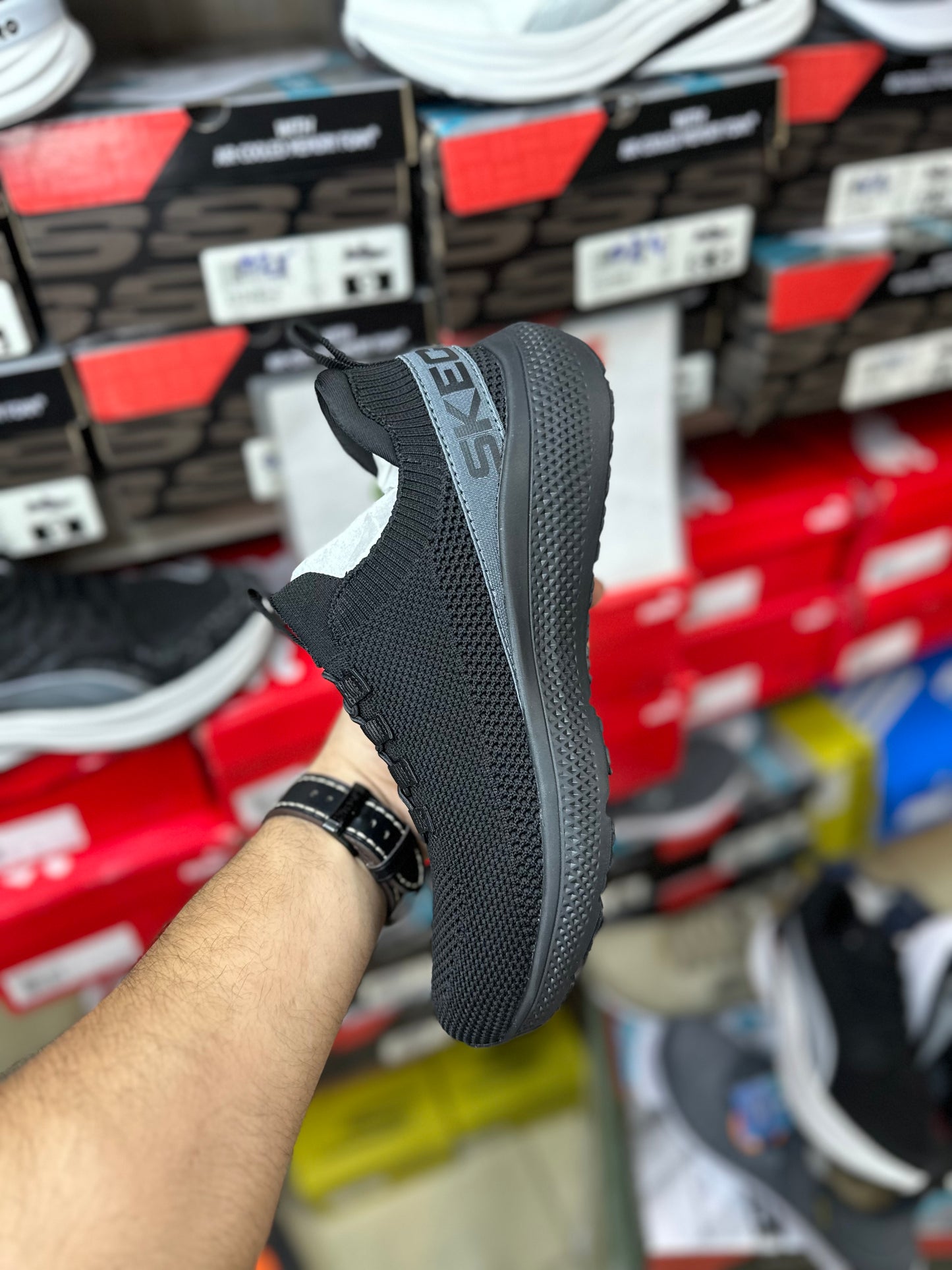 Skechers Arch Fit (Medicated Sole)