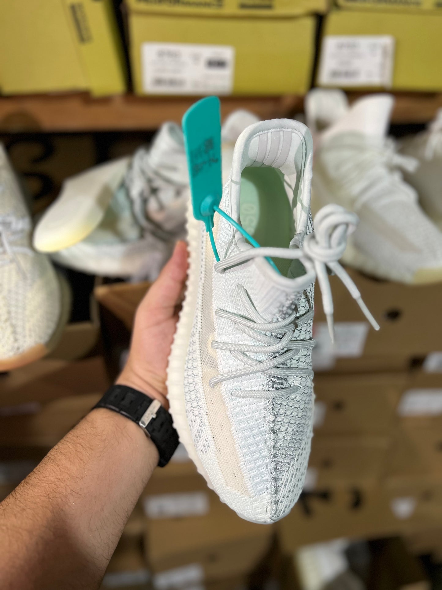 Yeezy 350 ( Reflectors )