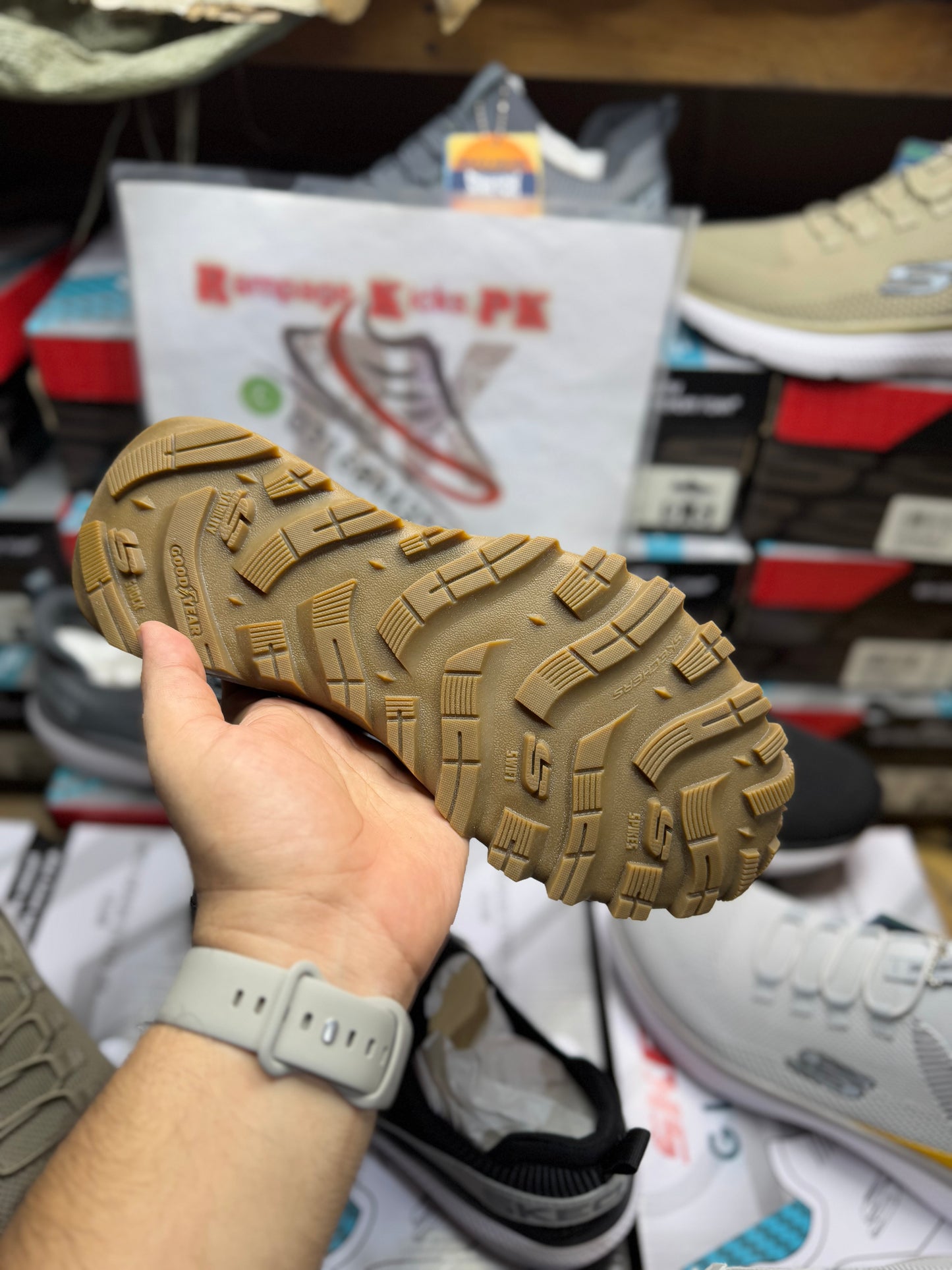 2025 Trial Skechers Arch-Fit (Rough and Tough)