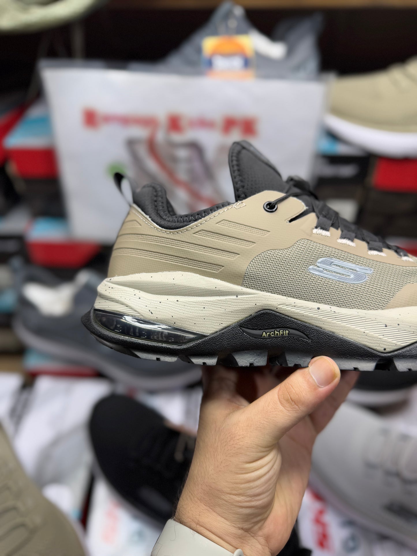 2025 Trial Skechers Arch-Fit (Rough and Tough)