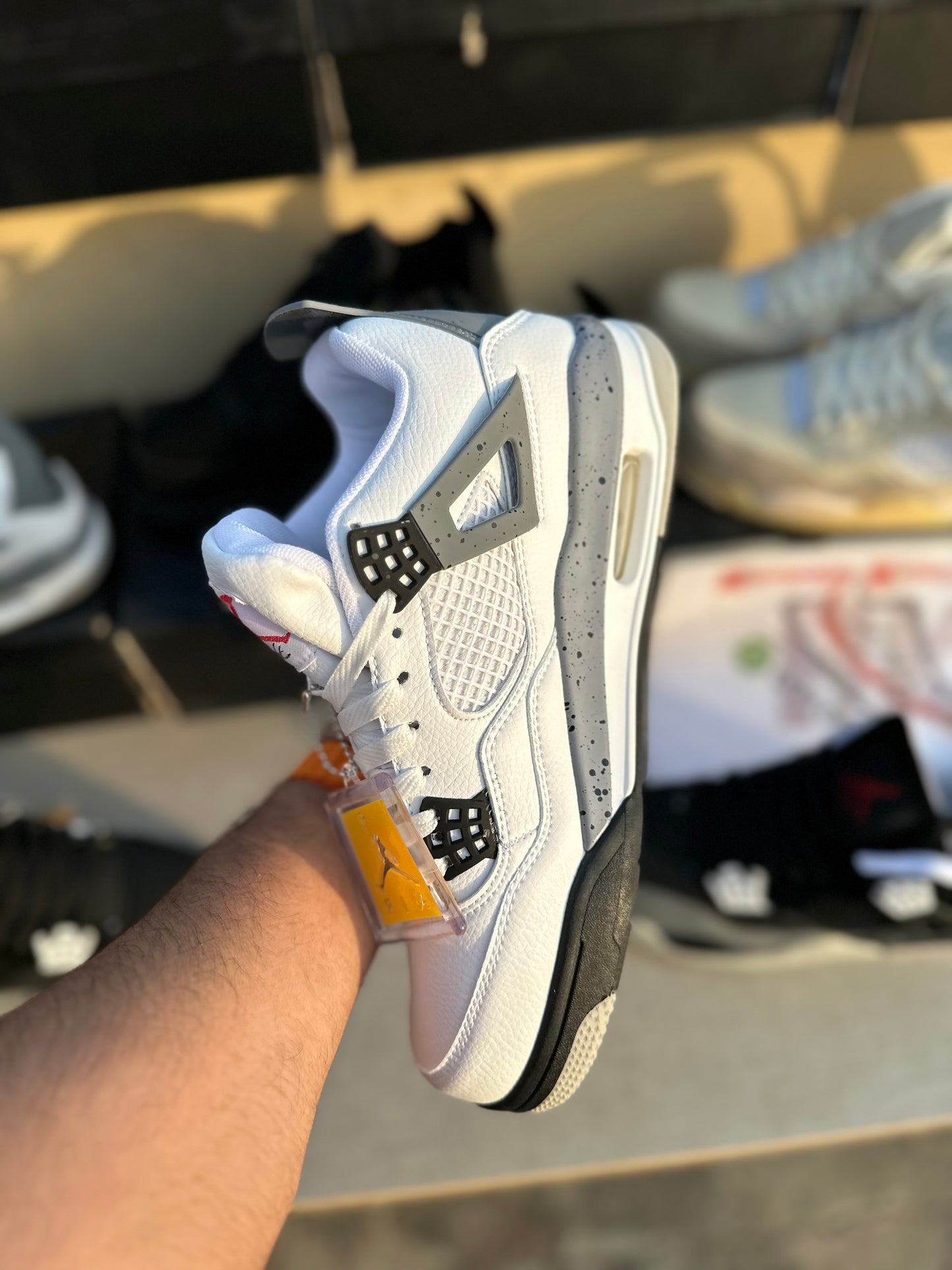 Jordan’s Retro 4 (Super premium)