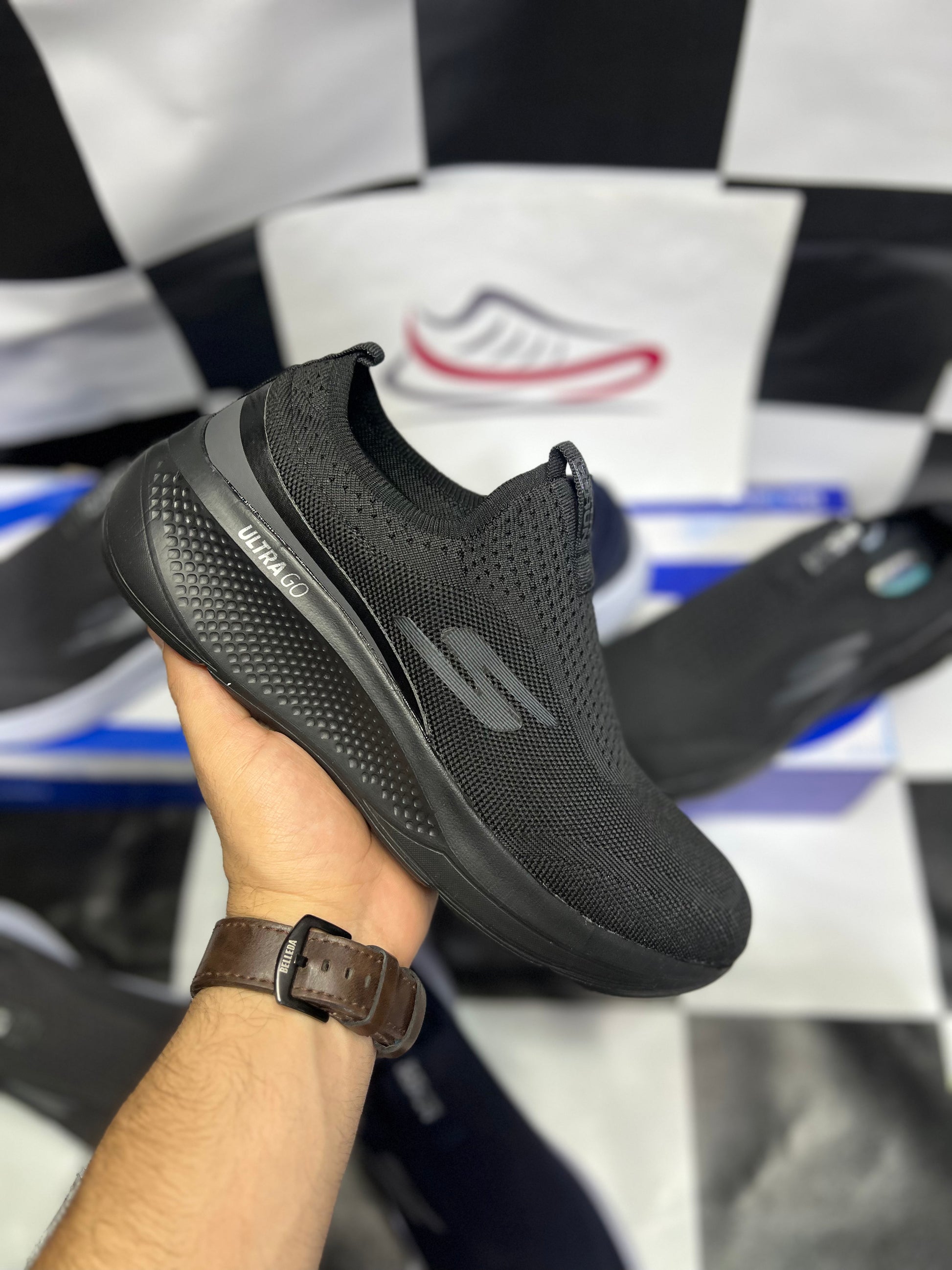 Ultra Go Skechers Memory foam Rampagekicks.Pk